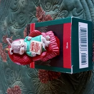 Hallmark 1992 Mom Keepsake Ornament with Box